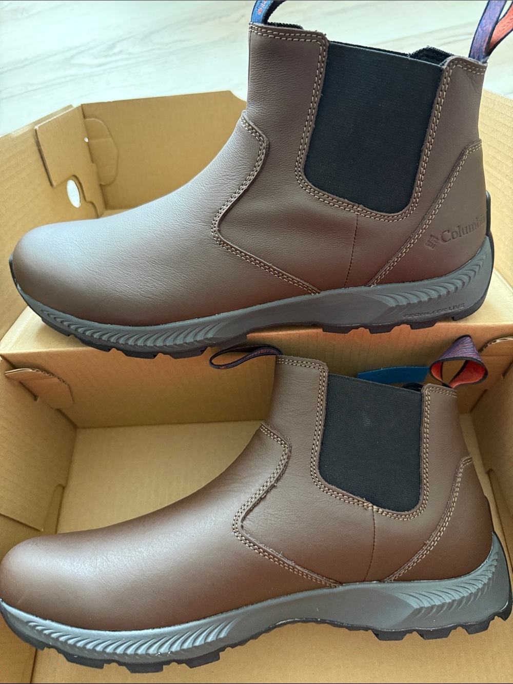 Brand New Columbia Landroamer Scout Men's Leather Shoes